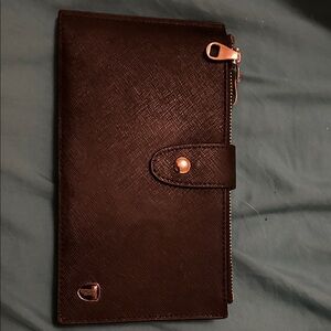 Elegant Black Wallet with Gold Accents